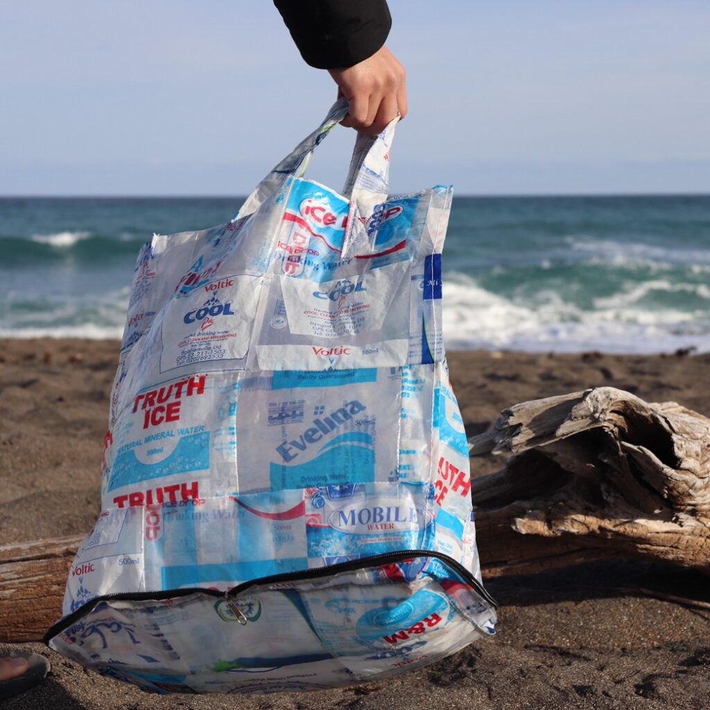 TRASHY SMART BAG （エコバッグ） Proudly from Africa